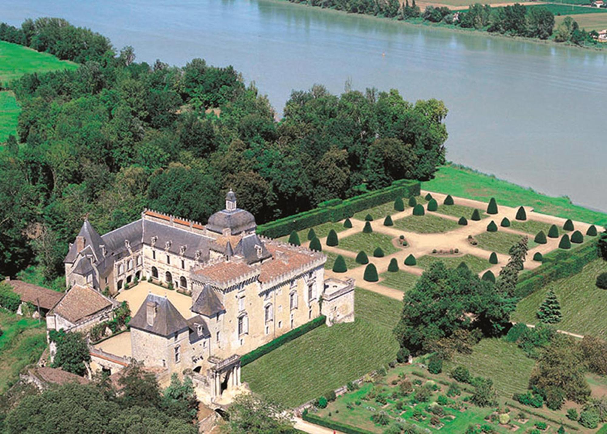 Meuble De Tourisme Classe 3 Etoiles Le Ptit Coin De Soleil - Saint Ciers D'Abzac Buitenkant foto